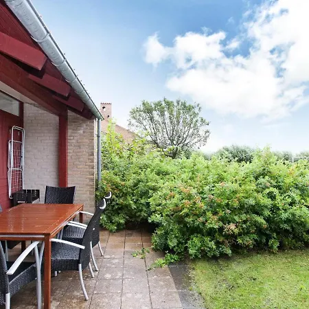 Holiday Xliv Tatil Evi